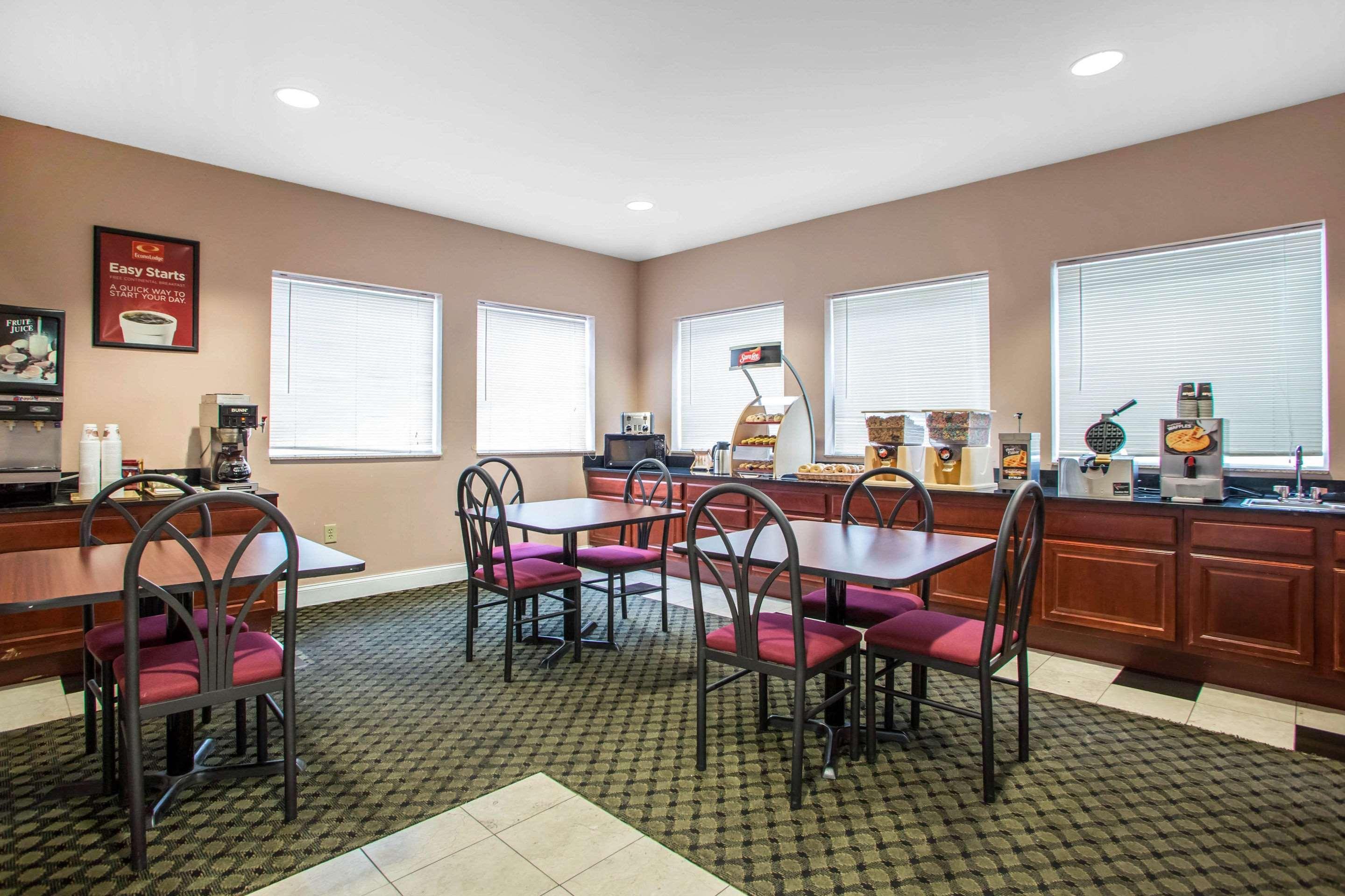 Econo Lodge Harrisburg - Hershey Exterior photo